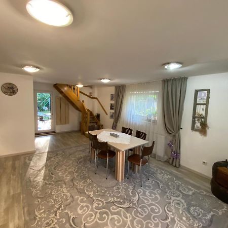 فندق Casa Lucky Rîşnov المظهر الخارجي الصورة