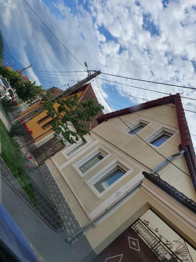 فندق Casa Lucky Rîşnov المظهر الخارجي الصورة